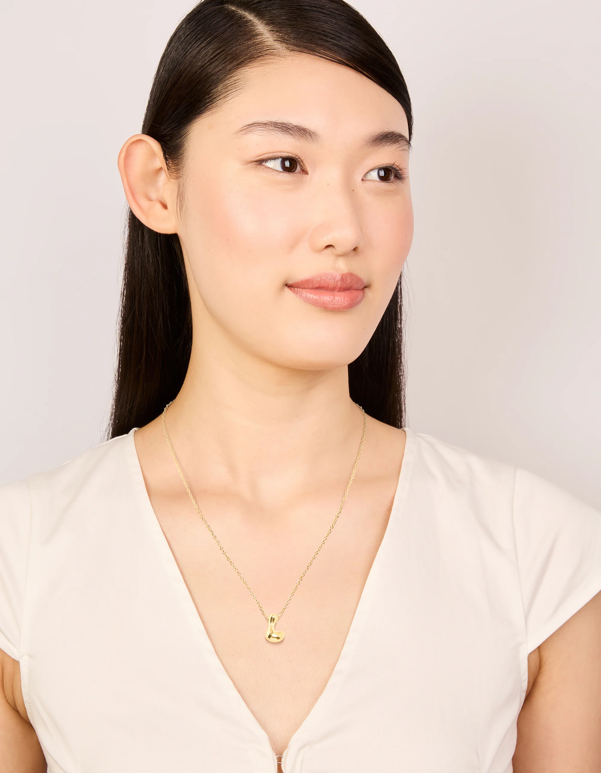 Waterproof Gold Plated Stainless Steel Large Bubble Letter L Necklace - Image 3
